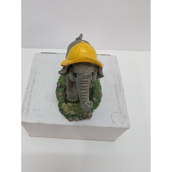 Rainy Day Splash 1997 The Hamilton Collection Elephant in Rain Hat Figurine - Picture 2 of 7